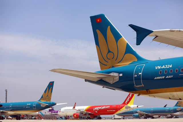 Bí quyết mua vé máy bay giá rẻ trong thời gian cao điểm