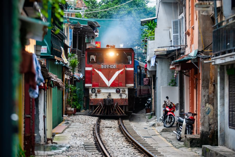 Entertainment Service is the Future of Hanoi Tourism Entertainment Service is the Future of Hanoi Tourism