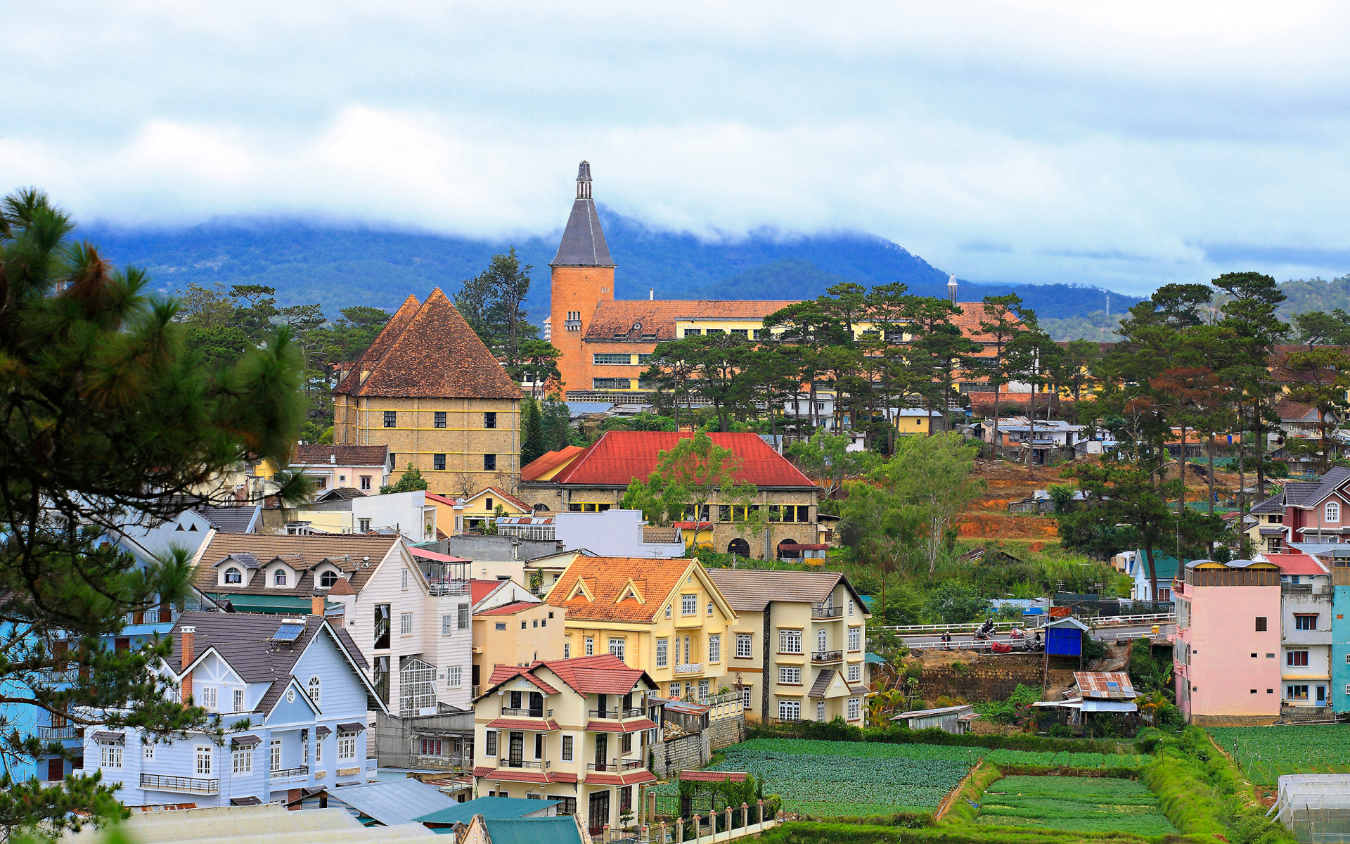 Vietnam Weather in October - Where to Go