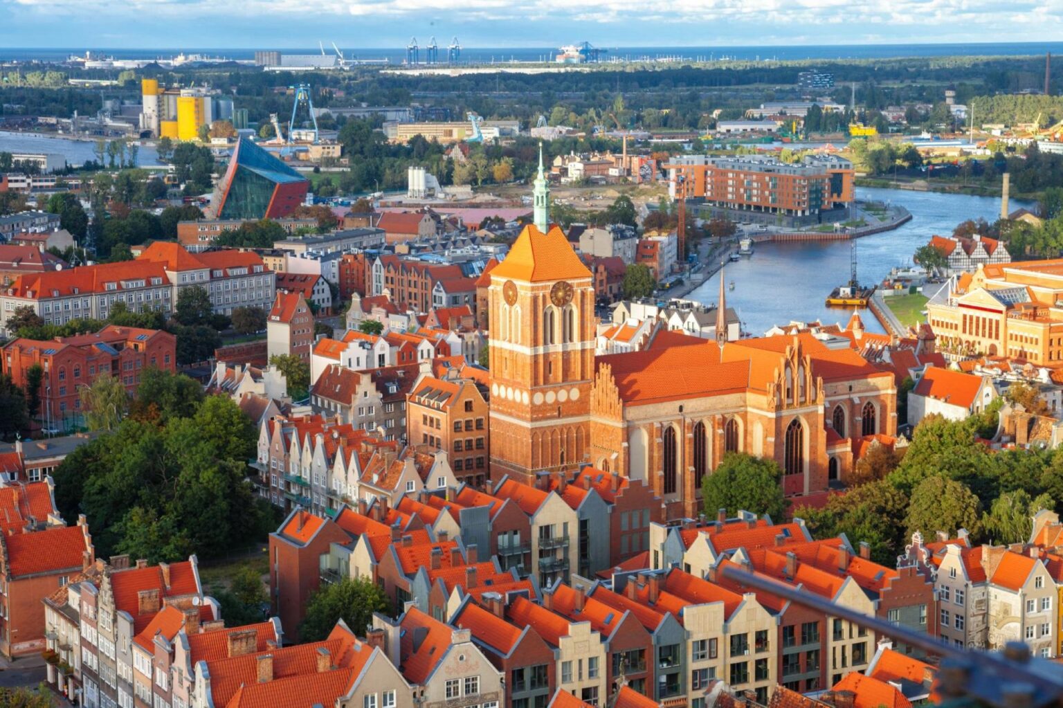 Khám phá quốc gia Poland – Tìm hiểu về địa lý và văn hóa độc đáo của đất nước này